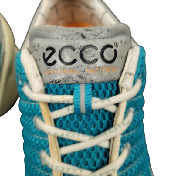 Ecco Biom Train Women’s Sz 9 EU 40 Natural Motion Training Shoes White Gray Teal - Picture 5 of 16